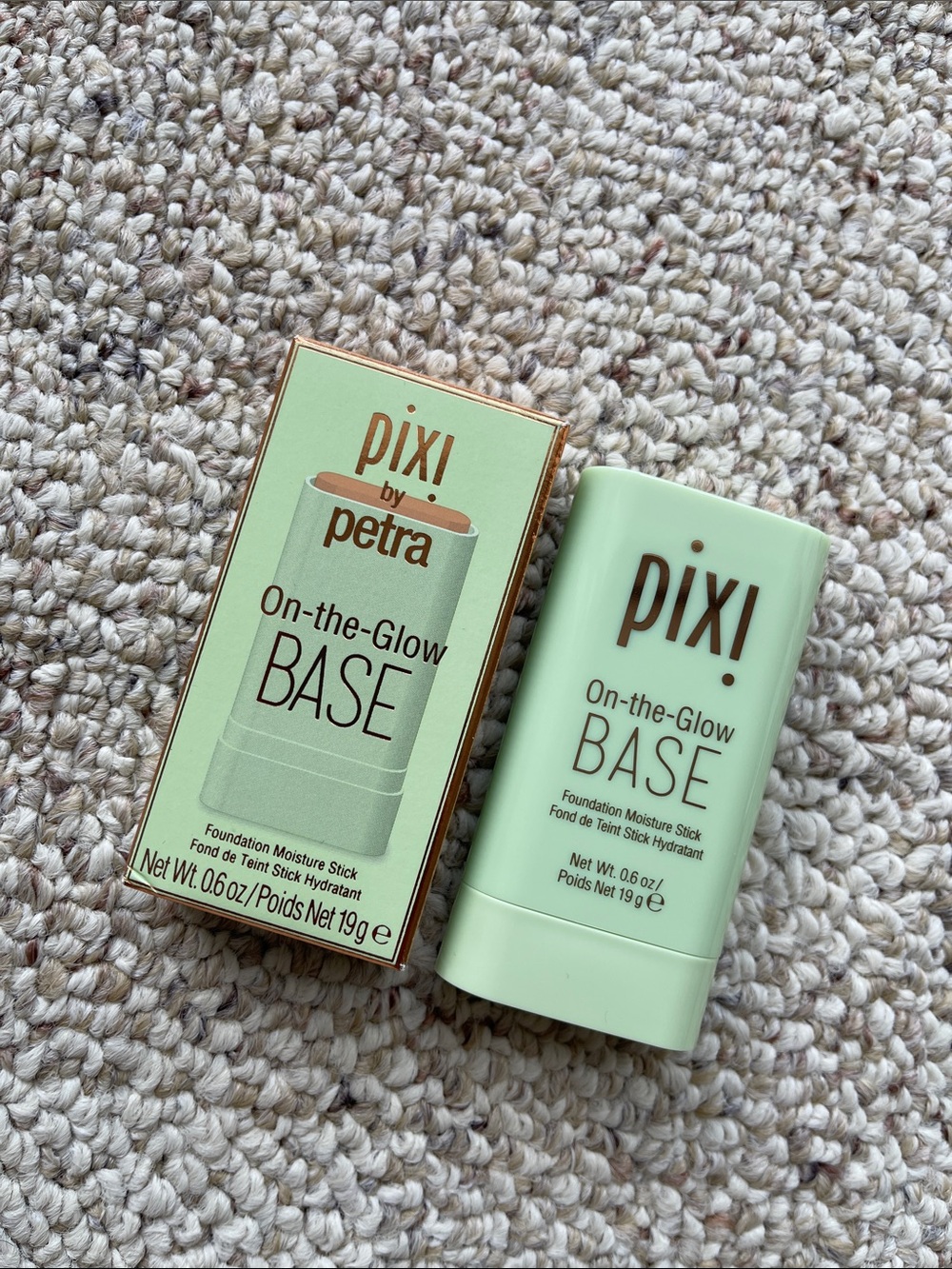 PIXI On-the-Glow Base Foundation Moisture Stick